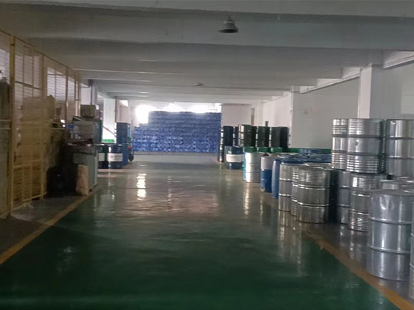 廠區(qū)風(fēng)貌 