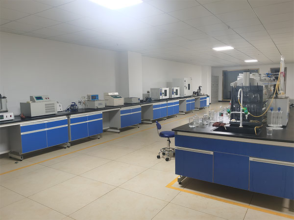 廠區(qū)風(fēng)貌 